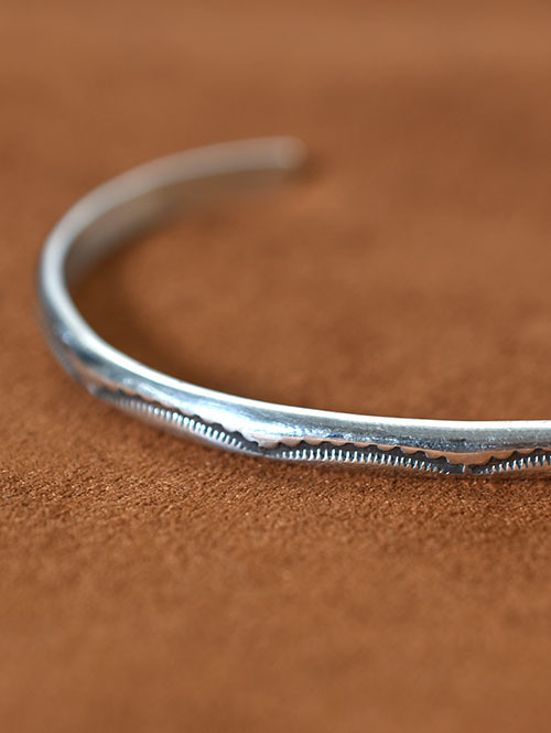 NAVAJO Hand Made Silver Bangle