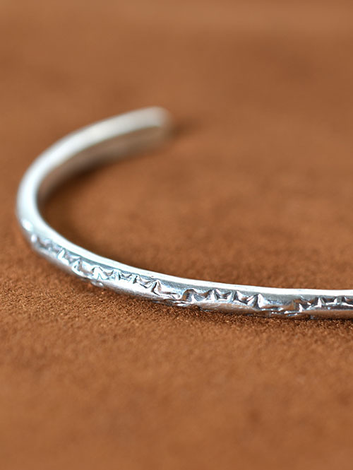 NAVAJO Hand Made Silver Bangle