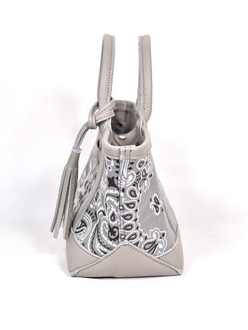 CROSSED ARROWS バンダナ柄 レザートートバッグ（Grey）