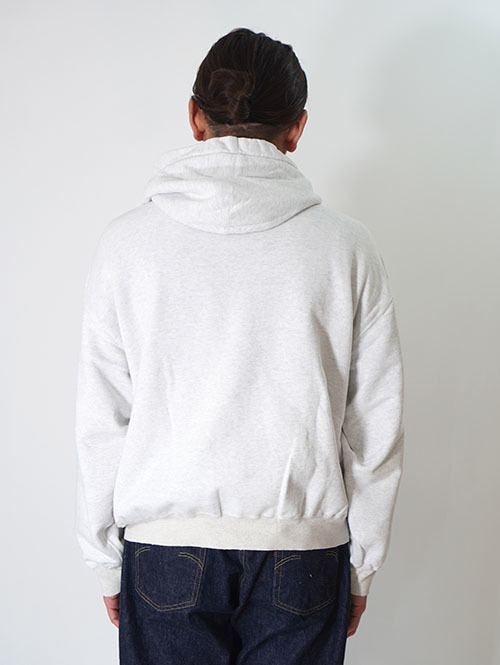 REMI RELIEF  NEW SP加工3飛び裏毛パーカー(TAFT)