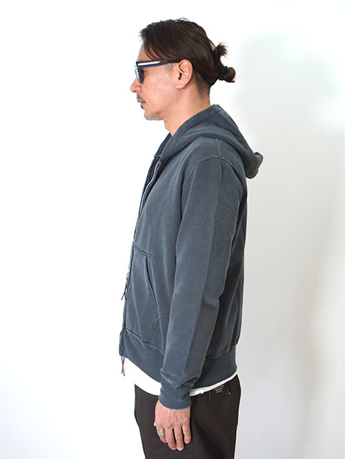 REMI RELIEF SP加工裏毛ZIPパーカー  - Vintage Black