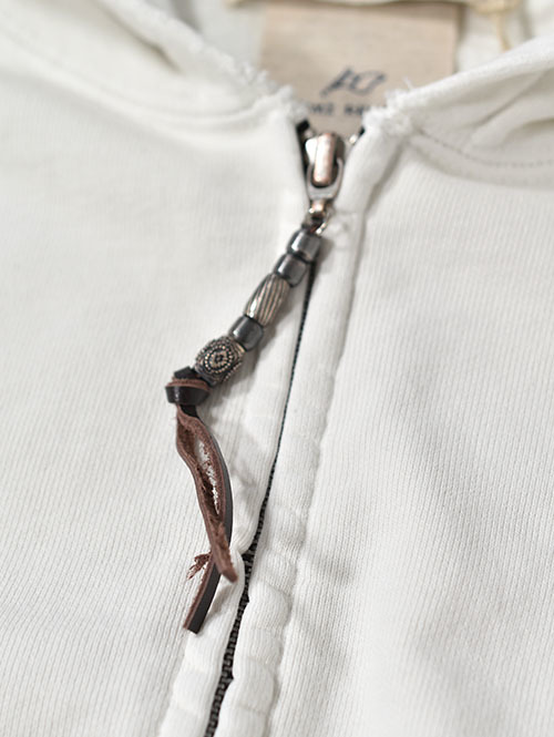 REMI RELIEF SP加工裏毛ZIPパーカー - Off White