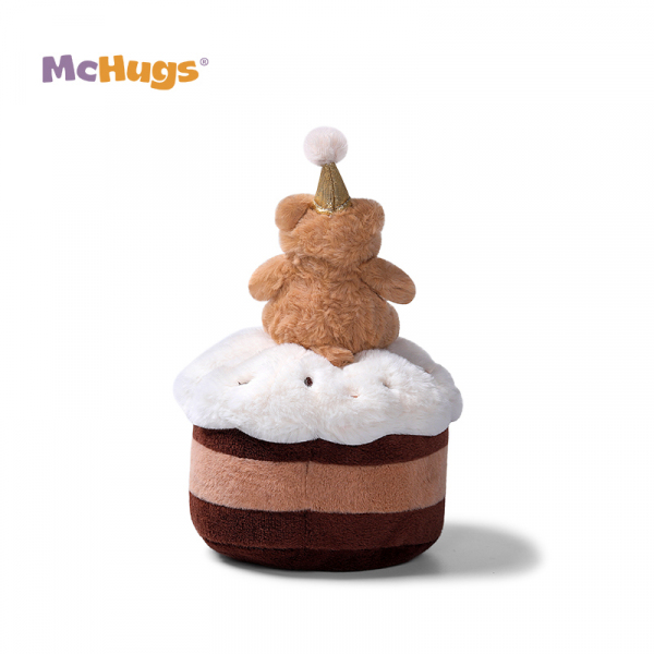 Mchugs Raffles Bear Birthday Cake（マックハグス）ラッフルズベアバースデーケーキ　くまを乗せたバースデーケーキ　ブラウン　ケーキ　