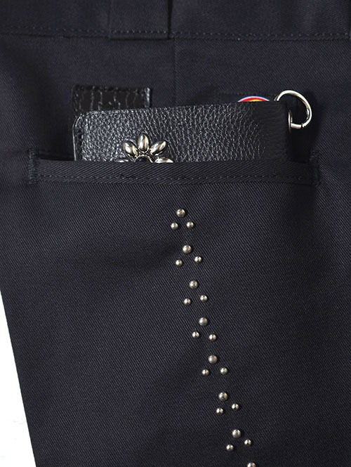 CROSSED ARROWS アリゾナレザー　スタッズ　チェーン穴付きトラッカーウォレット(SILVER）