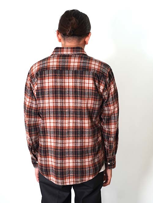 Etoffe Vintage  ST JOHN'S BAY Plaid Shirt