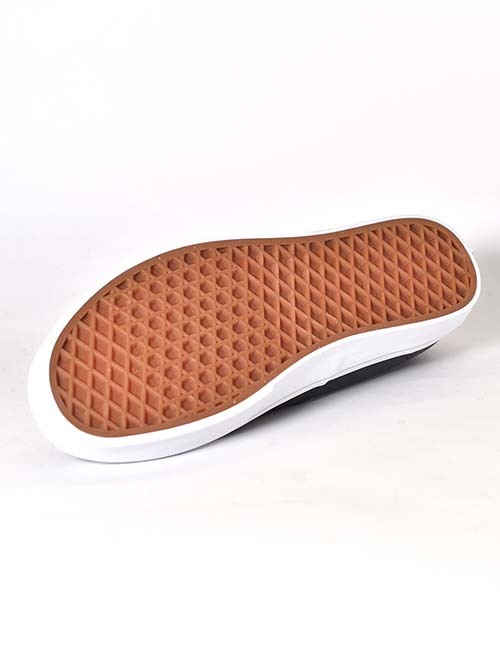 VANS Authentic LEATHER BLACK/TRUE WHITE (VN000EGABPB)