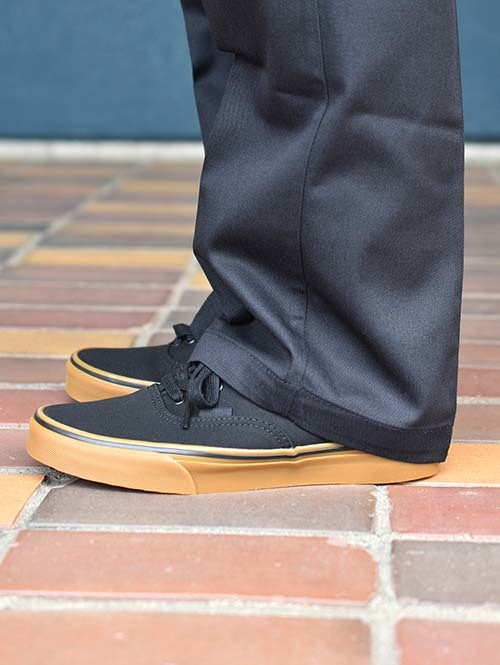 VANS Authentic -BLACK/BLACK/GUM/ヴァンズ オーセンティック - ブラックガム