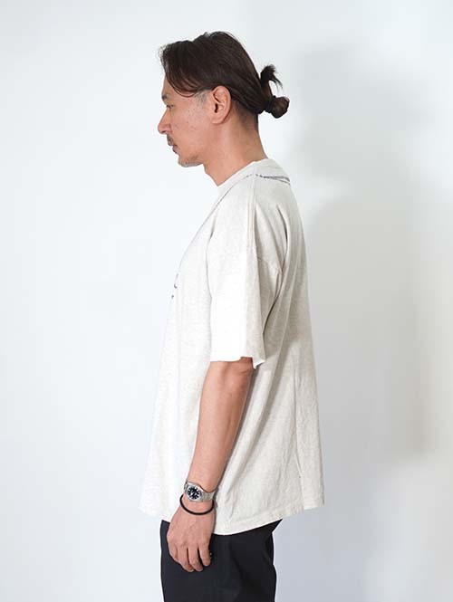 REMI RELIEF  HARD SP加工20/-天竺BIGサイズT (naja) - oatmeal