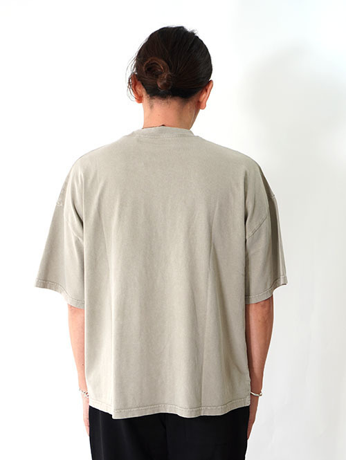 W.A.T.C STUDIO  Oversized boxy Tee - Vinatage Dune
