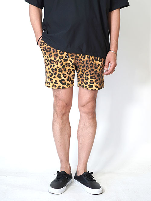 ILL ONE EIGHTY LEOPARD SWEAT SHORTS - Beige