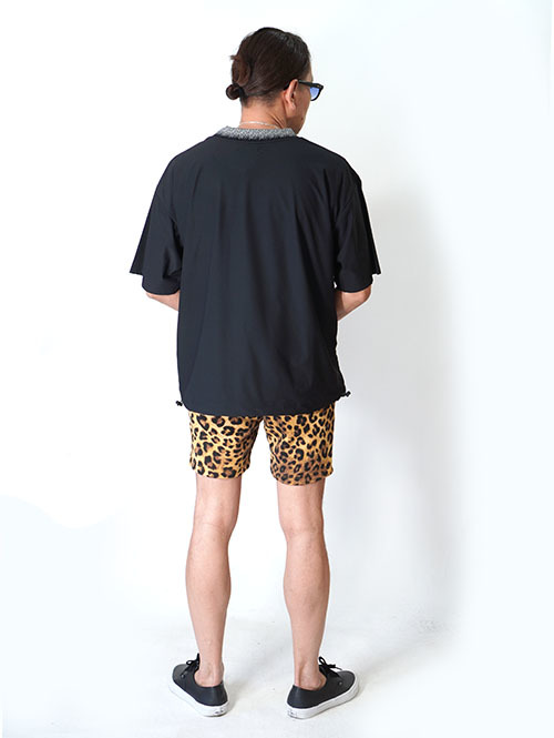 ILL ONE EIGHTY LEOPARD SWEAT SHORTS - Beige