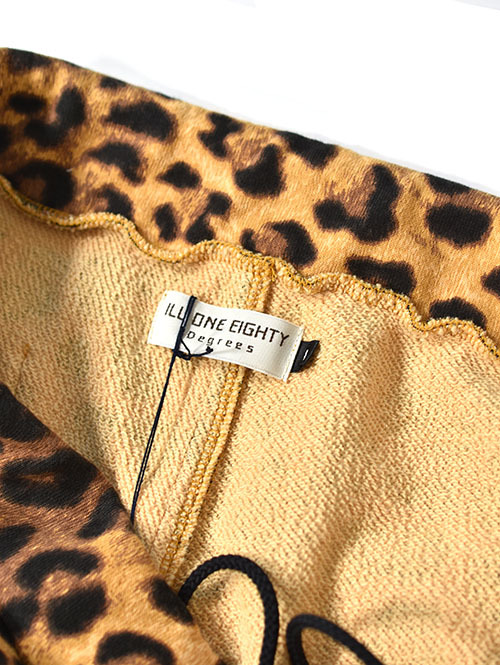 ILL ONE EIGHTY LEOPARD SWEAT SHORTS - Beige