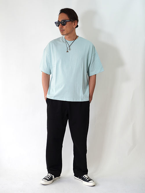W.A.T.C STUDIO  Oversized boxy Tee - Cold Blue