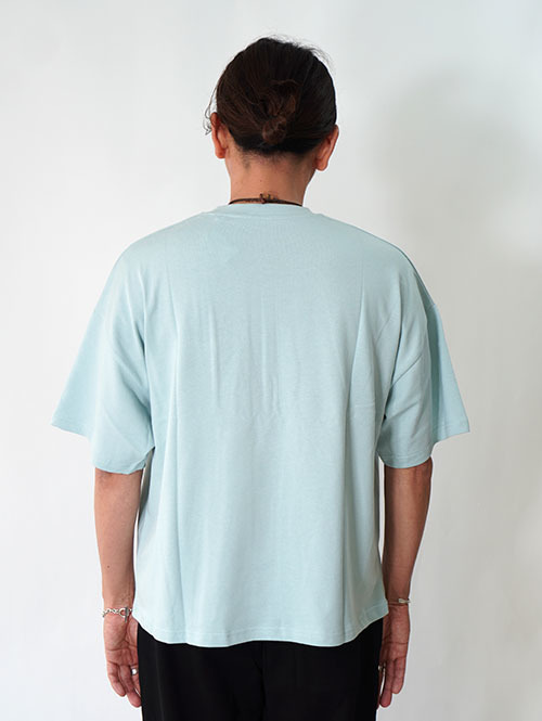 W.A.T.C STUDIO  Oversized boxy Tee - Cold Blue