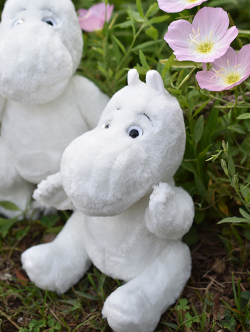 Charlie Bears チャーリーベアーズ　ムーミンシリーズ　Moomintroll(ムーミントロール)PLUSH COLLECTION