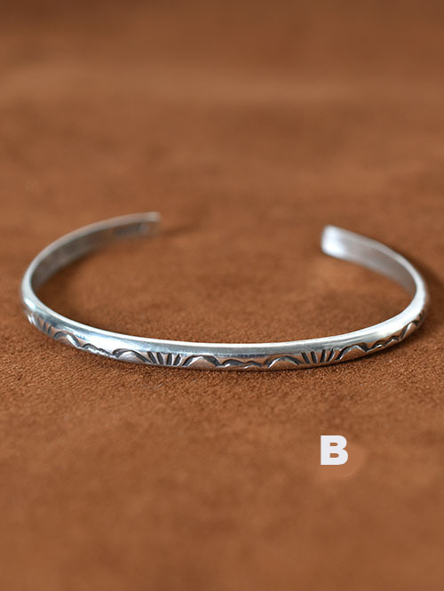 NAVAJO Hand Made Silver Bangle