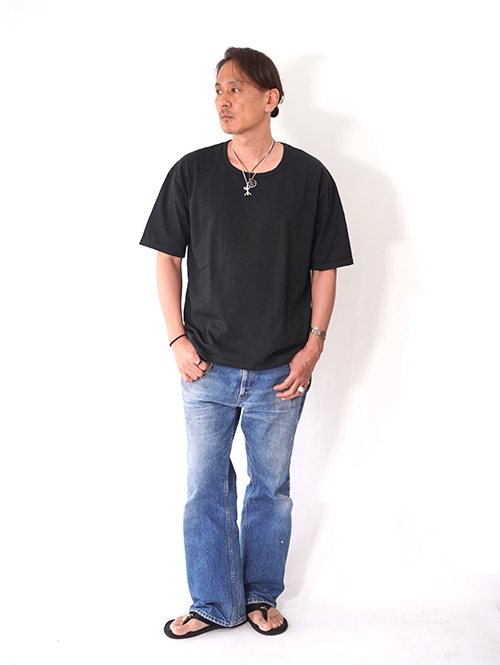 GRAB IN HOLLYWOOD  Heavy Weight Relax U Neck Tee  - Black