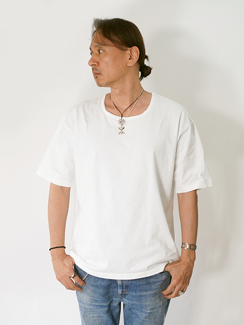 GRAB IN HOLLYWOOD  Heavy Weight Relax U Neck Tee  - Off White