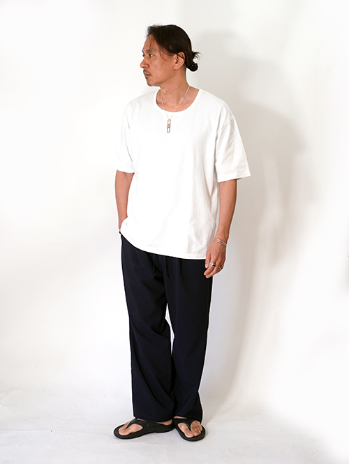 GRAB IN HOLLYWOOD  Heavy Weight Relax U Neck Tee  - Off White