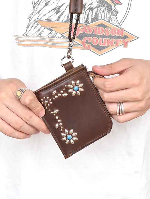 CROSSED ARROWS  クロムレザー L字 ネック ウォレット - Brown