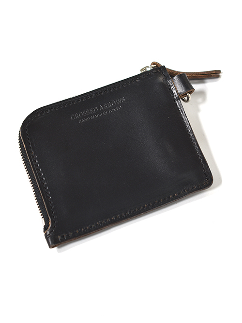 CROSSED ARROWS  クロムレザー L字 ネック ウォレット - Black/Black