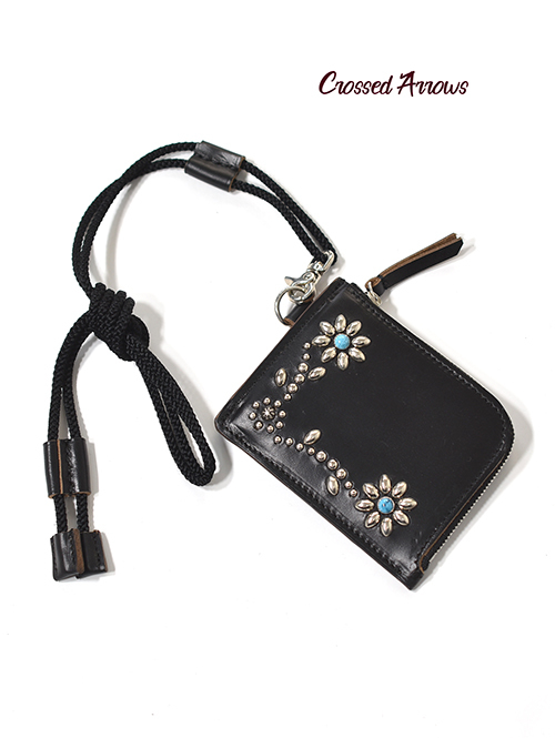 CROSSED ARROWS  クロムレザー L字 ネック ウォレット - Black / Turquoise