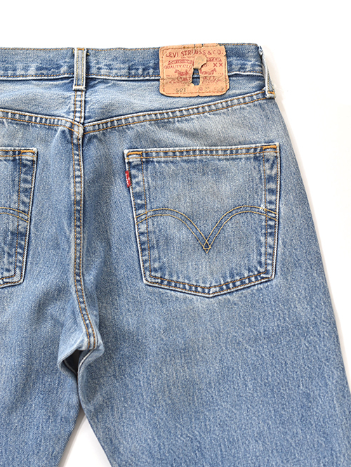 Etoffe Vintage  Levis 501 (E) W32