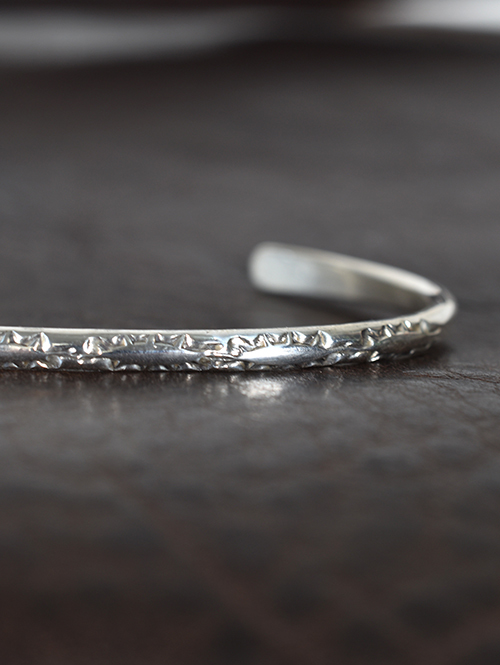 NAVAJO Hand Made Silver Bangle(A)