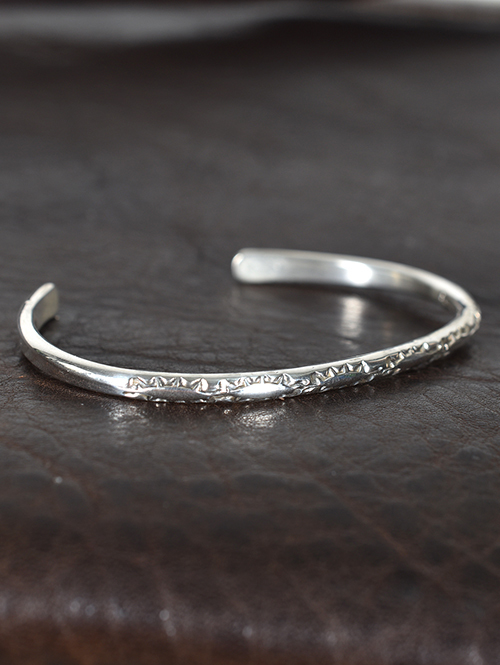 NAVAJO Hand Made Silver Bangle(A)