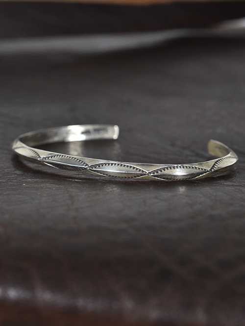 NAVAJO Hand Made Silver Bangle(C)