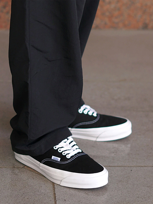VANS LX Authentic Reissue 44 BLACK/WHITE