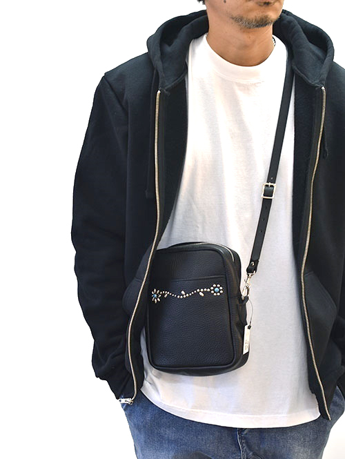 CROSSED ARROWS　レザーショルダー スタッズバッグ　ストレートフラワー