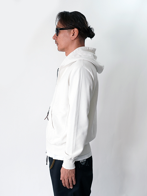 REMI RELIEF  |  SP加工裏毛ZIPパーカー - Off White