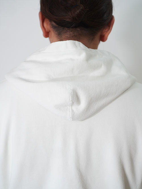 REMI RELIEF  |  SP加工裏毛ZIPパーカー - Off White