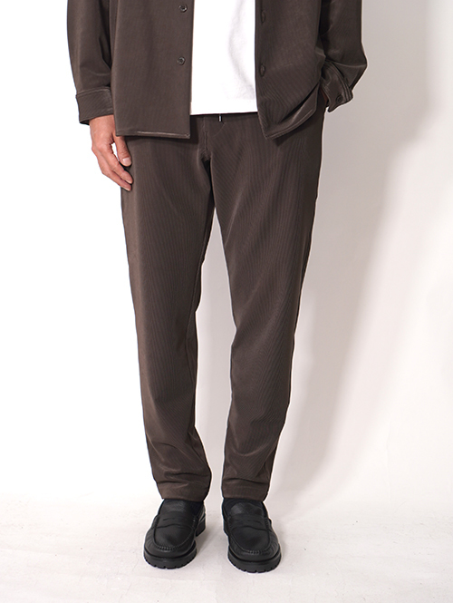 SALUTE HELM  |ロイカ™︎コードピケ リラックスイージーパンツ (66505) - Brown