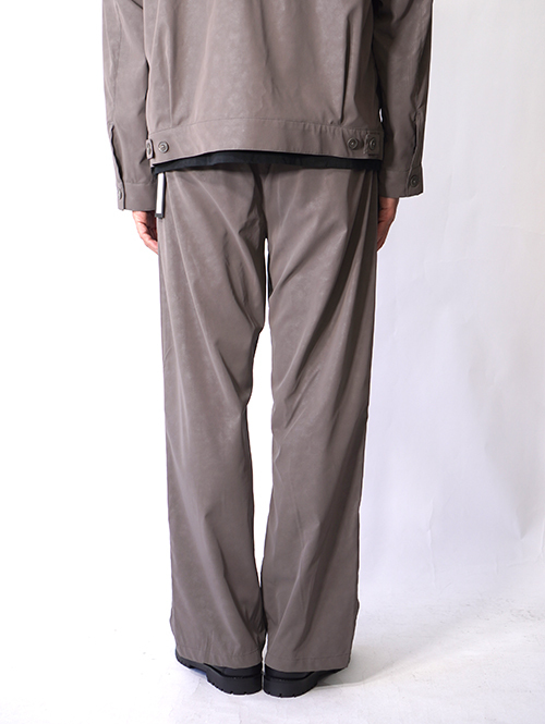 SALUTE HELM  |  ビンテージ フェイクレザー シャーリング ワイドパンツ (66506) - Khaki