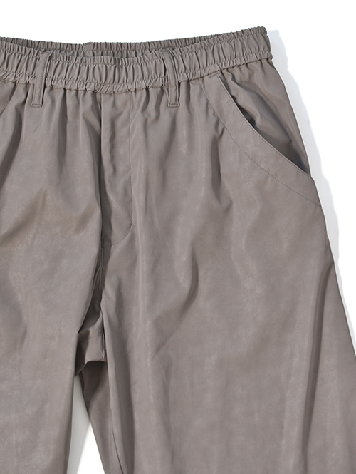 SALUTE HELM  |  ビンテージ フェイクレザー シャーリング ワイドパンツ (66506) - Khaki