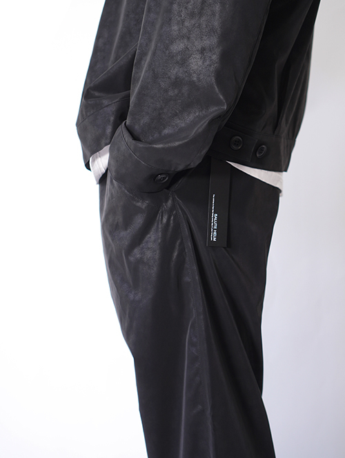 SALUTE HELM  |  ビンテージ フェイクレザー シャーリング ワイドパンツ (66506) - Black
