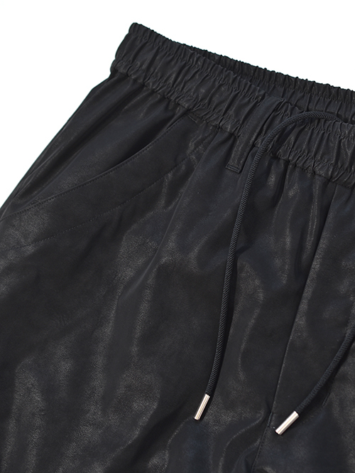 SALUTE HELM  |  ビンテージ フェイクレザー シャーリング ワイドパンツ (66506) - Black