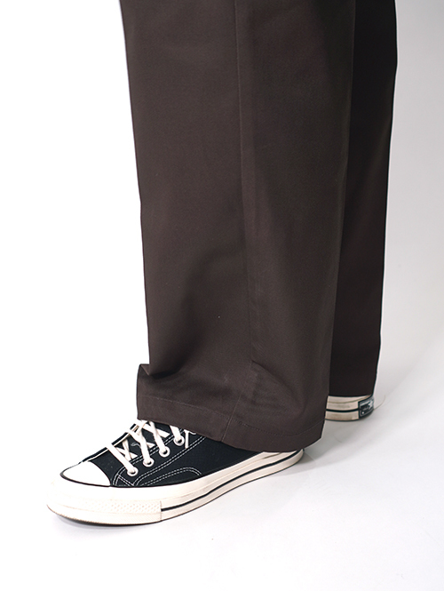 Dickies JP  |  877 Work Pant Loose Fit - D.Brown