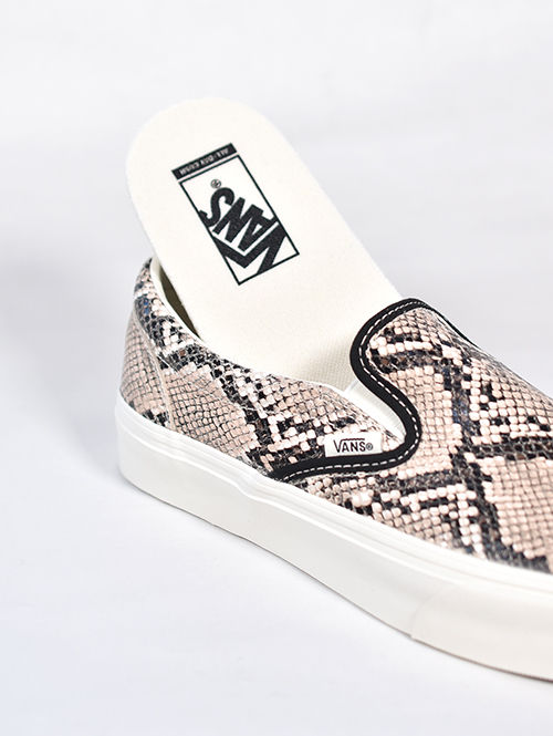 Vans Classic Slip-On Shoe in Python Turtledove White