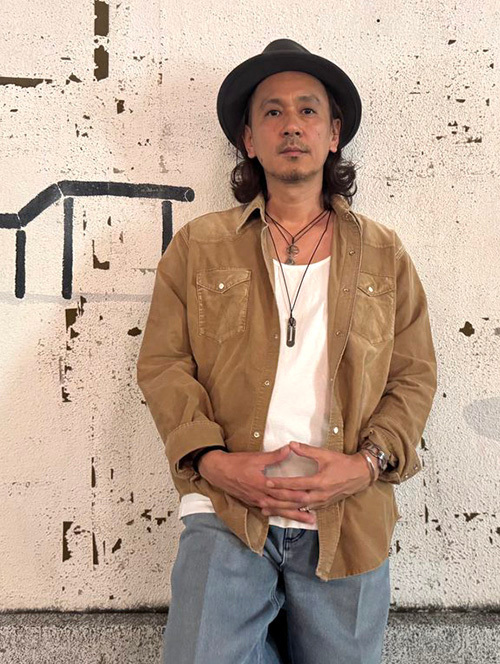 Wrangler  |  ウエスタンコーデュロイシャツ - Brown