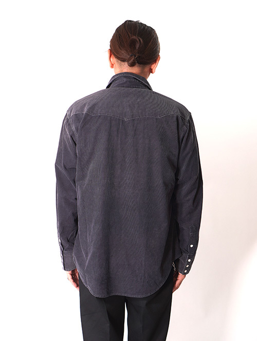 Wrangler  |  ウエスタンコーデュロイシャツ - Black