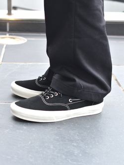 VANS USA | AUTHENTIC Boat Shoes 