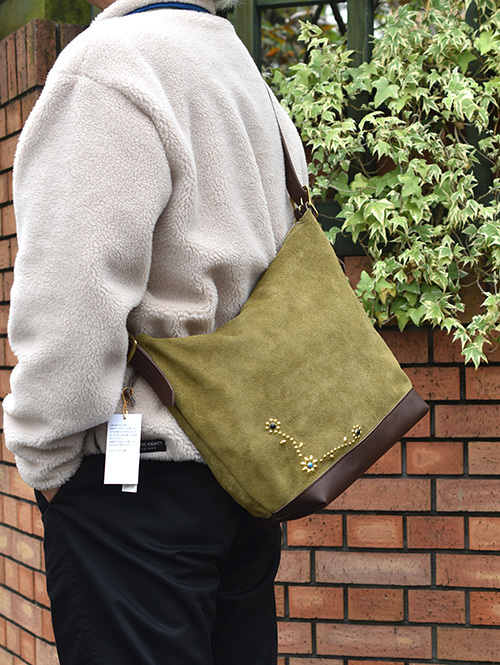CROSSED  ARROWS フラワースタッズ　 レザーショルダーバッグ 　KHAKI