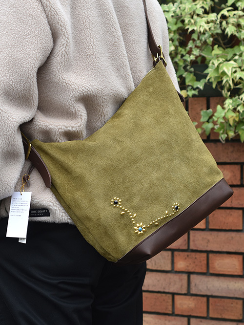 CROSSED  ARROWS フラワースタッズ　 レザーショルダーバッグ 　KHAKI